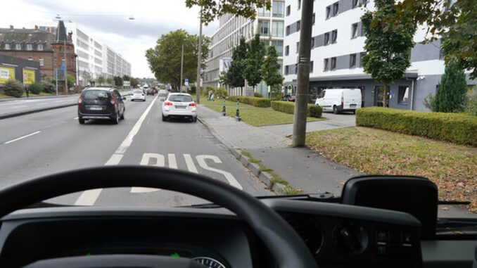 ESWE Verkehr zieht positive Zwischenbilanz nach Einsatz von Frontkameras in Linienbussen
