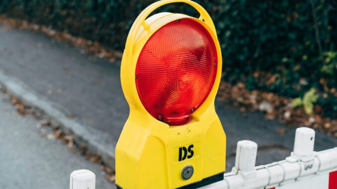 Fernwärme Ausbau in Schwalbacher Straße führt zu Fahrspursperrungen und Umleitungen