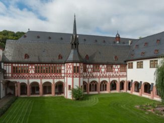 Neujahrsempfang in Kloster Eberbach: Eltville lädt unter dem Motto Zusammen erreichen wir mehr