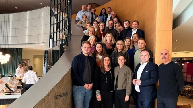 Partnernetzwerk Wiesbaden wählt neuen Sprecher und startet internationale Marketingoffensive Partnernetzwerk Wiesbaden wählt neuen Sprecher und startet internationale Marketingoffensive