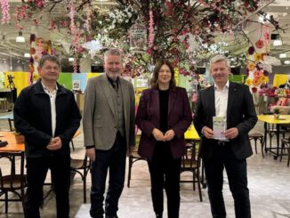 Pop up Markt in Wiesbaden zieht Besucher in ehemaliges SportScheck-Gebäude